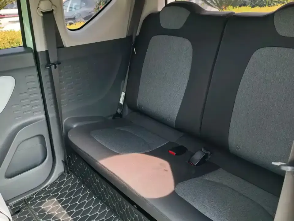 Wuling MINIEV