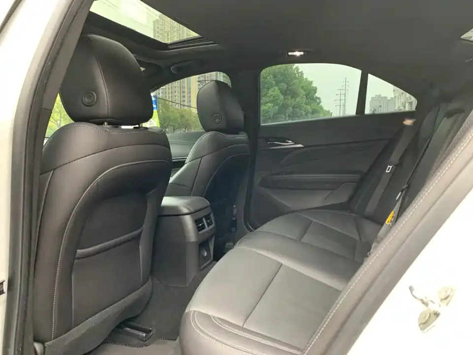 Cadillac CT4