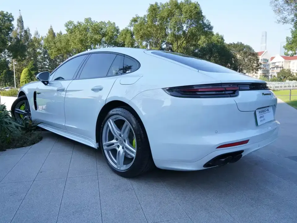 Porsche Panamera Hybrid