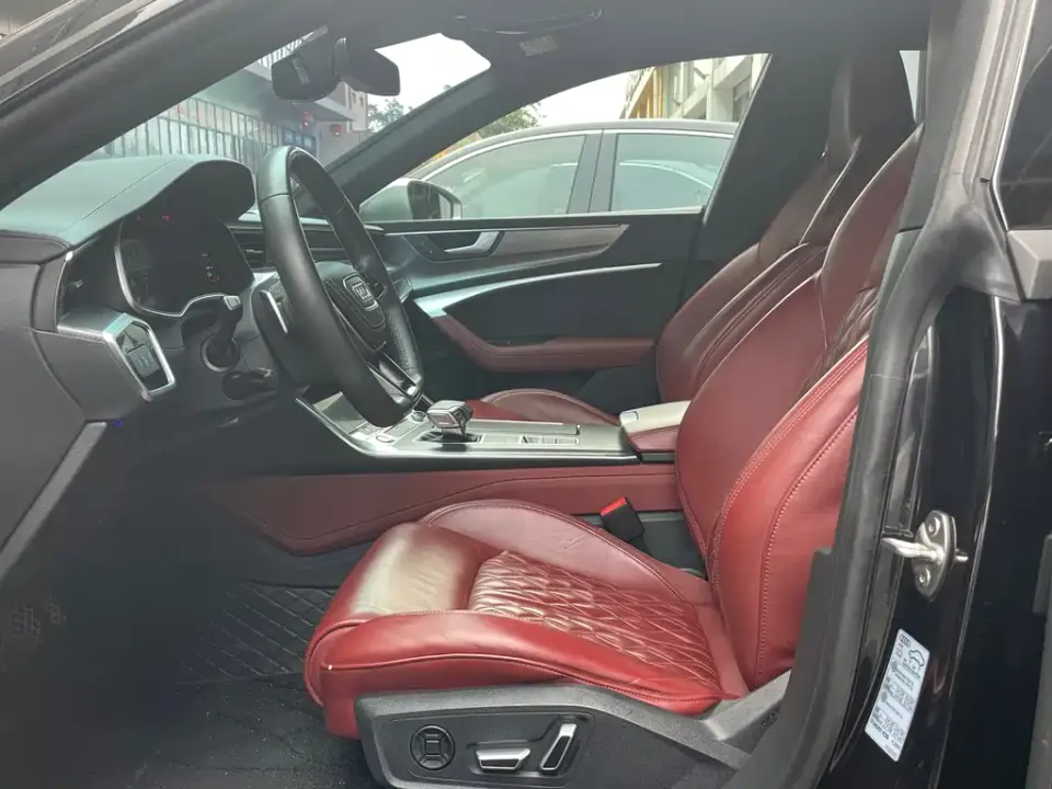 Audi A7L
