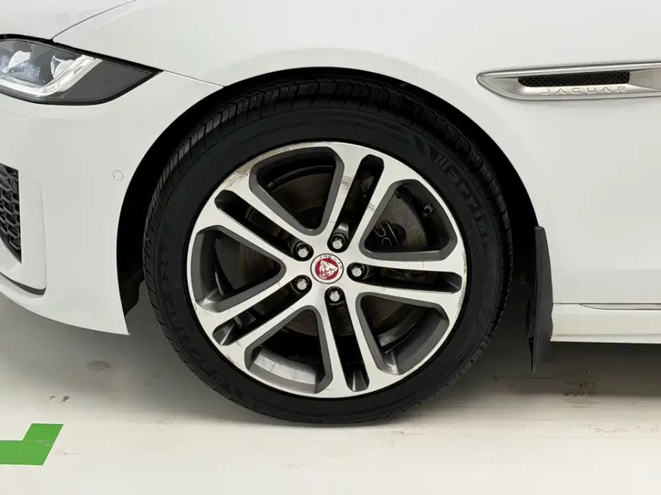 Jaguar XEL
