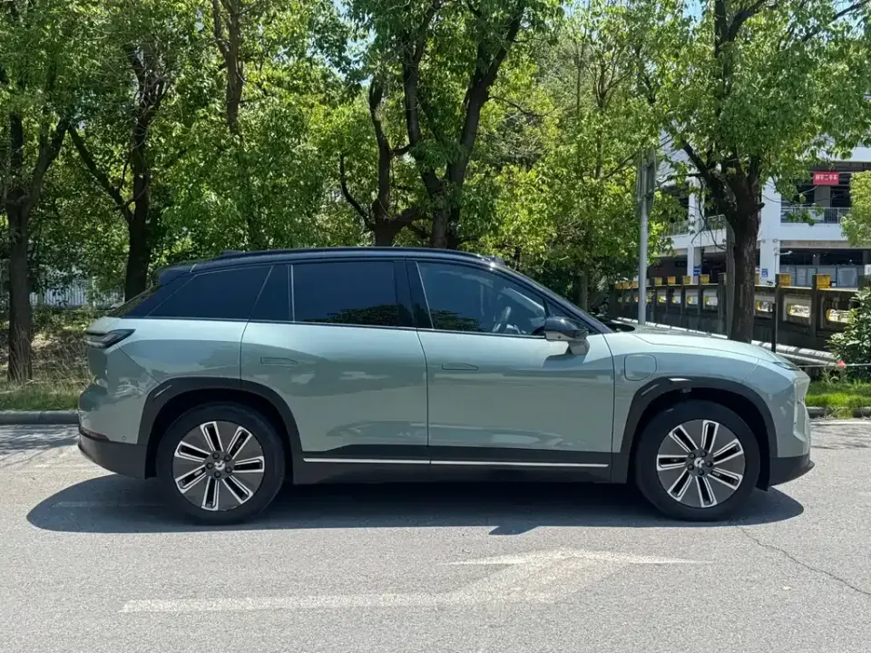 Nio ES7