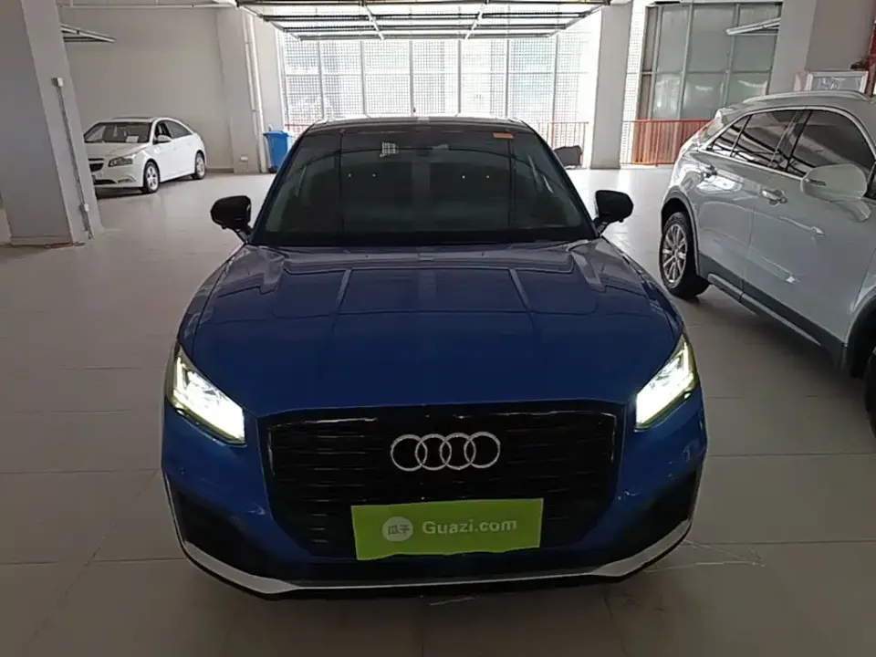 Audi Q2L