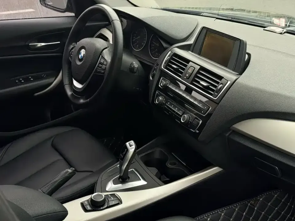 BMW 1 Series (Import)