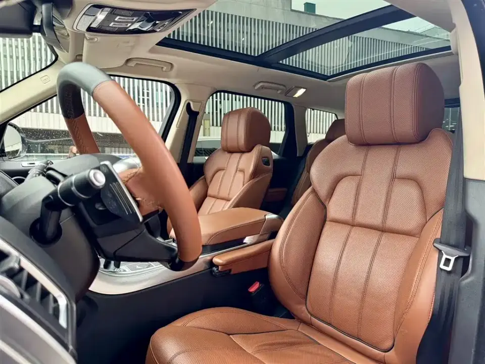 Land Rover Sport