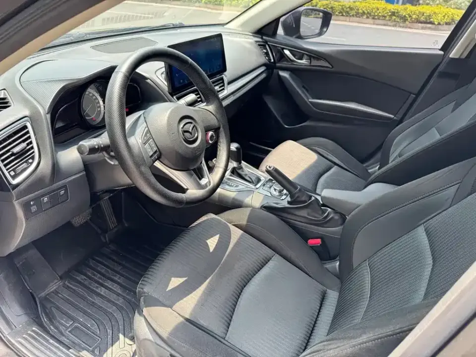 Mazda 3 Axela