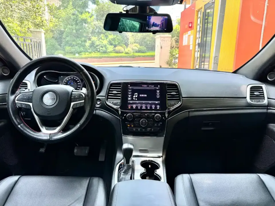 Jeep Grand Cherokee (Import)