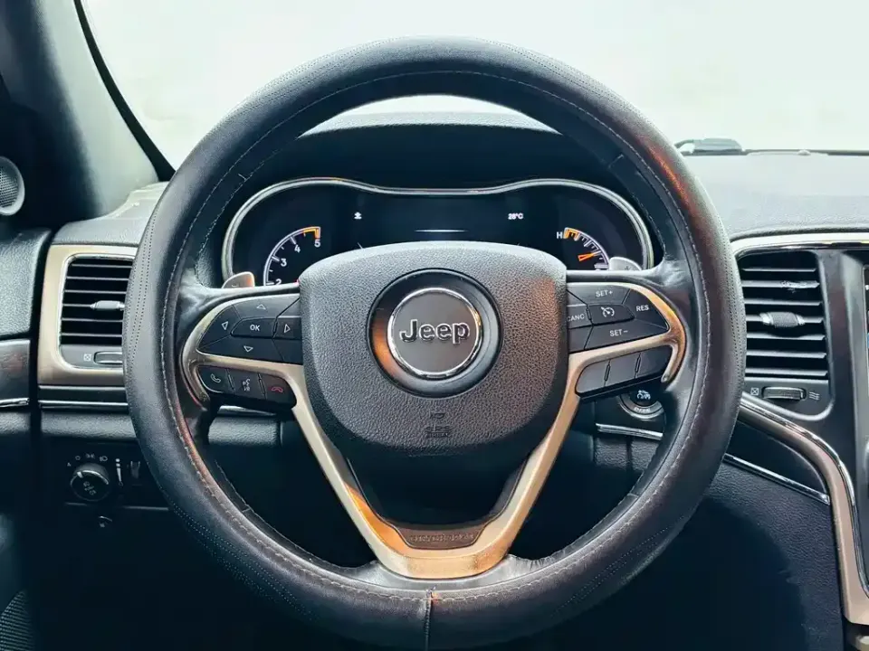 Jeep Grand Cherokee (Import)