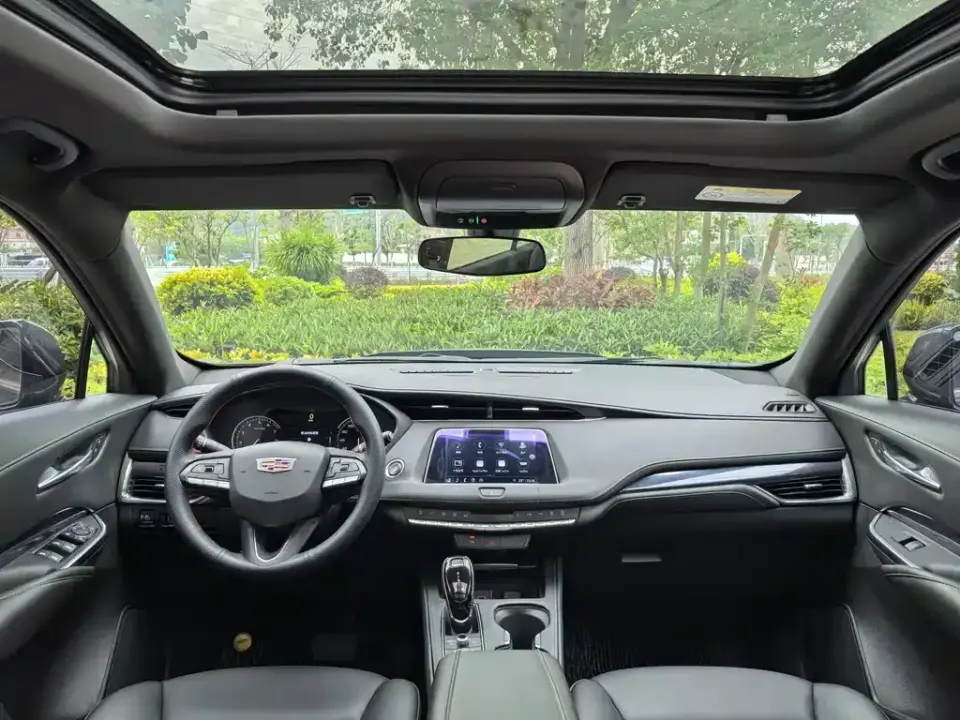 Cadillac XT4