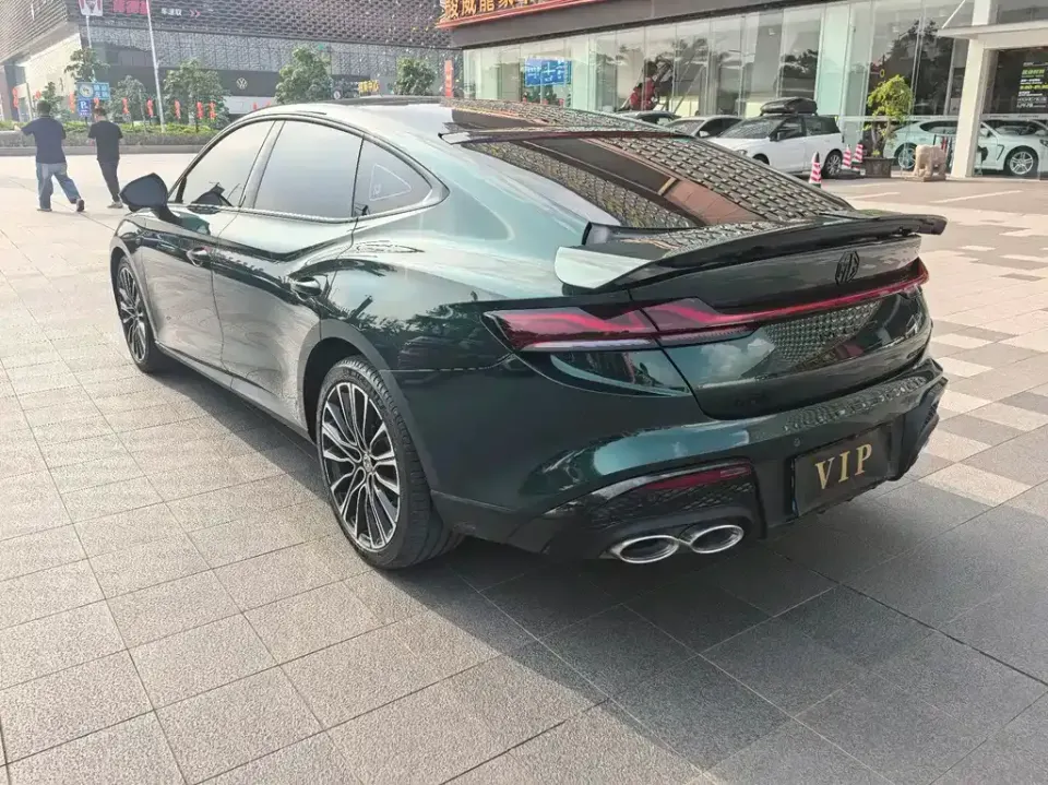 MG MG7