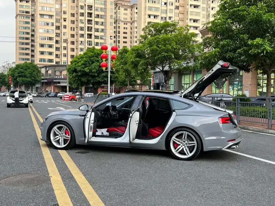 Audi A5 (Import)
