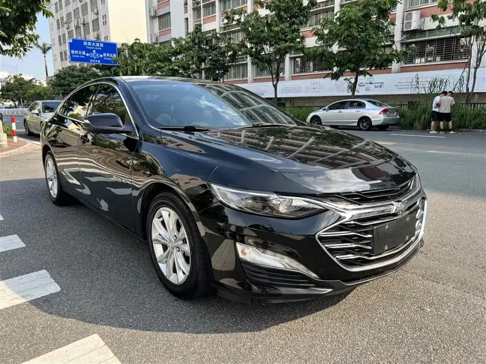 Chevrolet Malibu XL