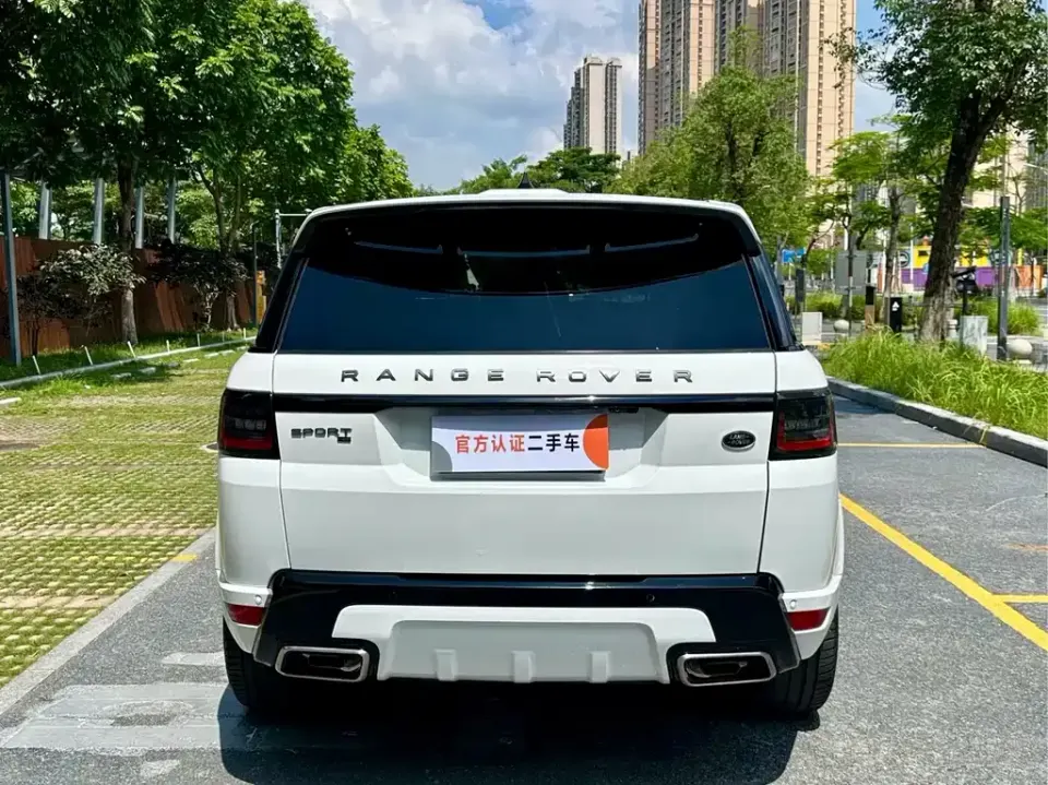 Land Rover Sport