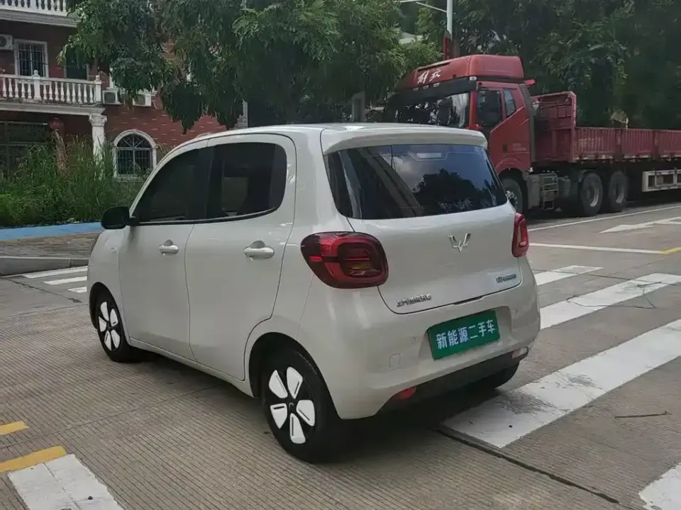 Wuling MINIEV