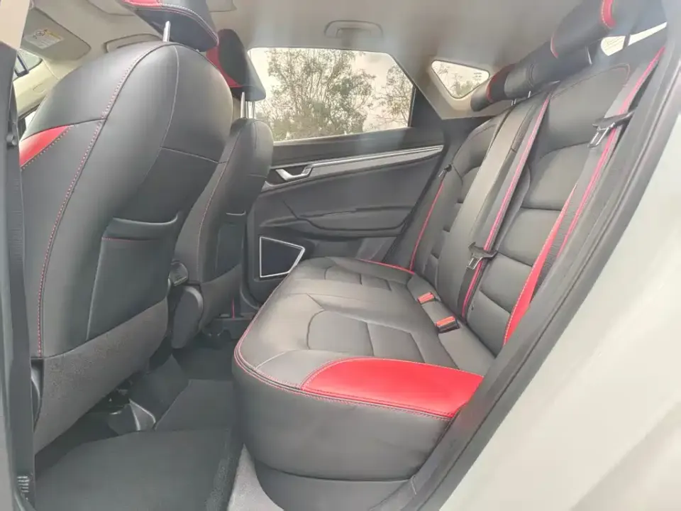 Geely Emgrand GS