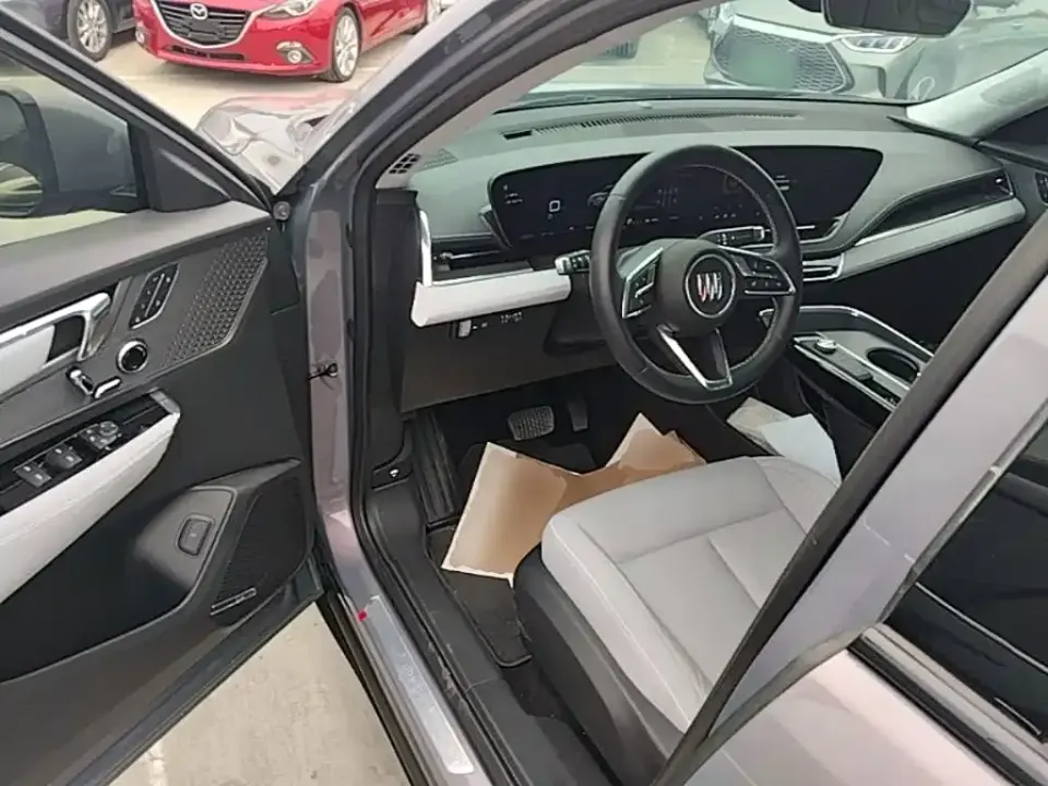 Buick E5