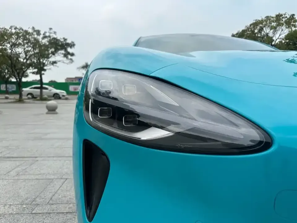 Xiaomi SU7