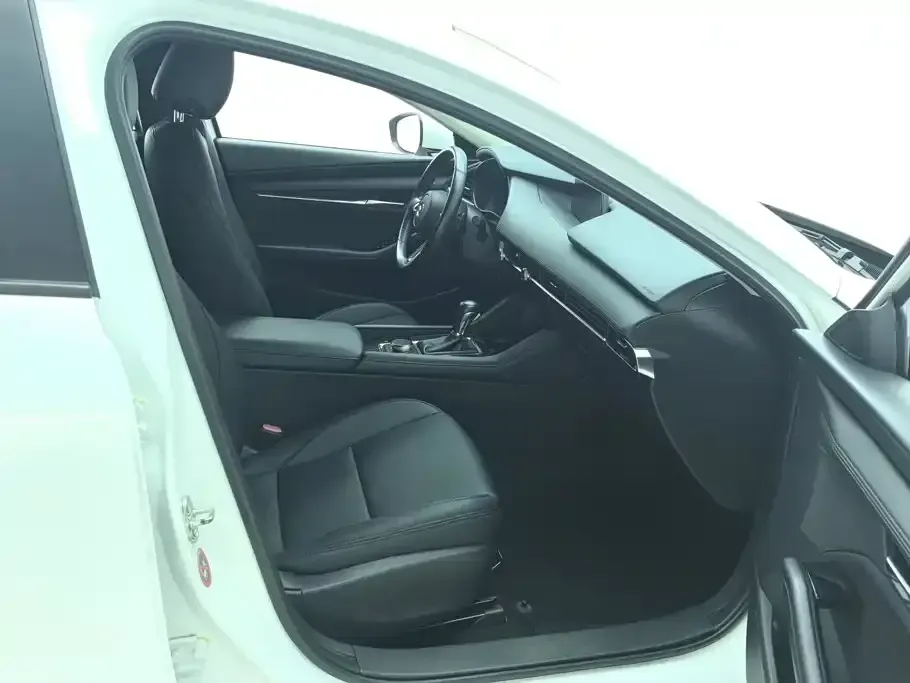 Mazda 3 Axela