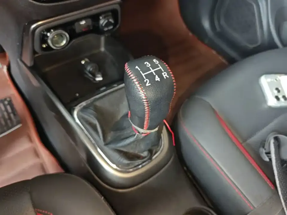 Changan CS15