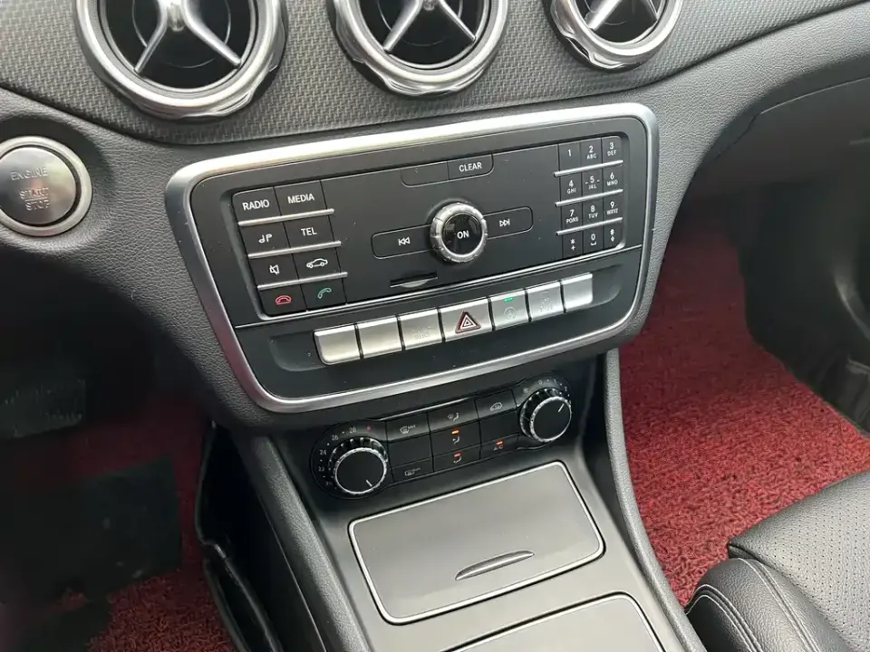 Mercedes-Benz GLA