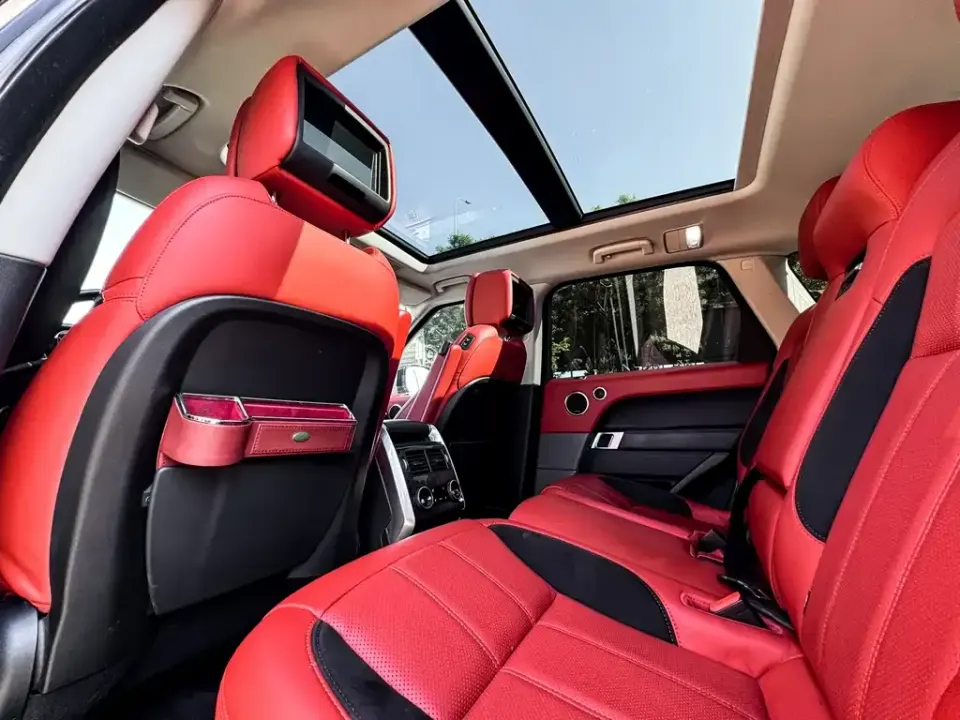 Land Rover Sport