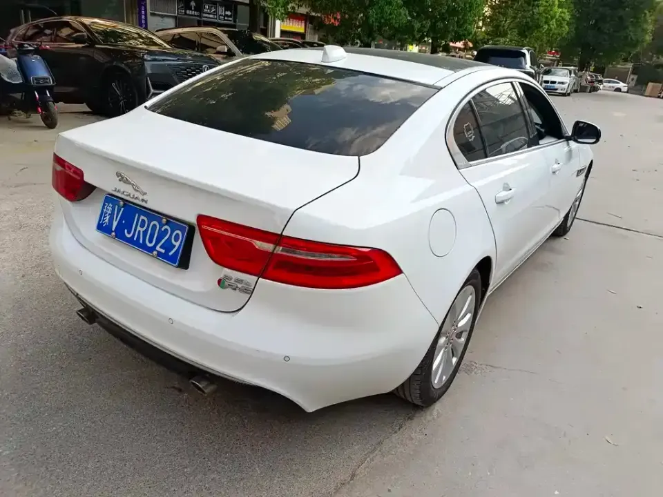 Jaguar XEL