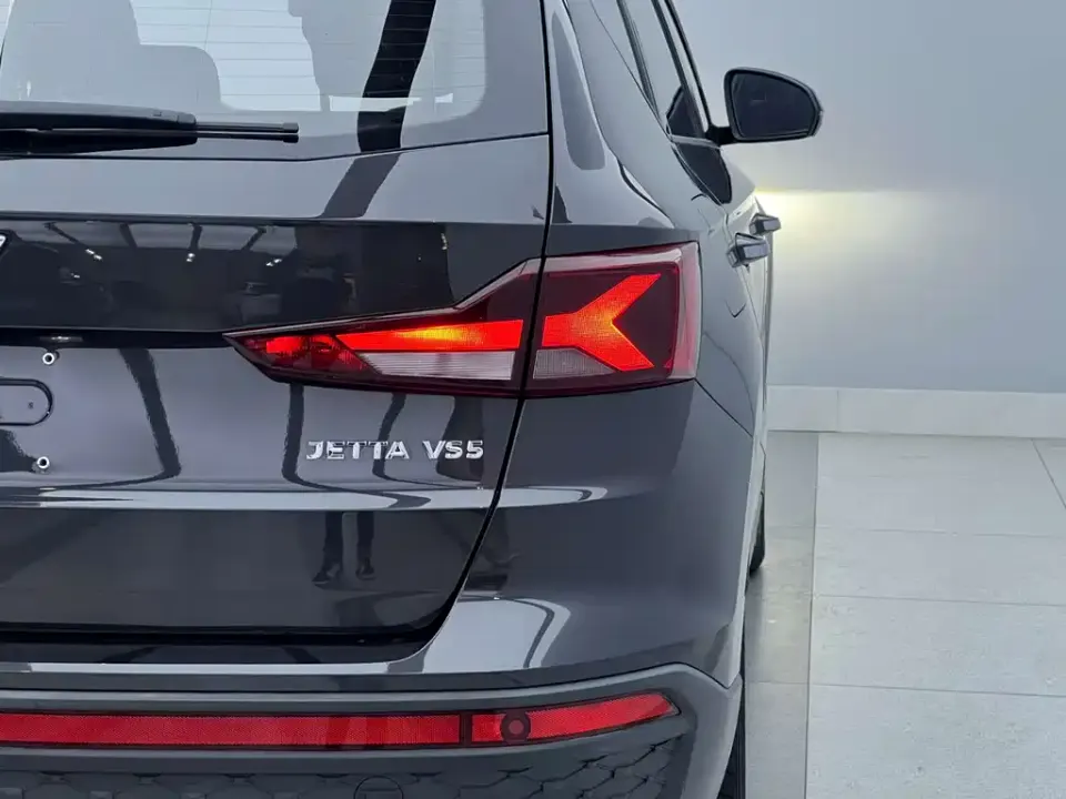 Jetta VS5