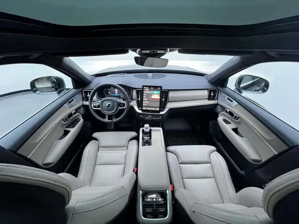 Volvo XC90 PHEV