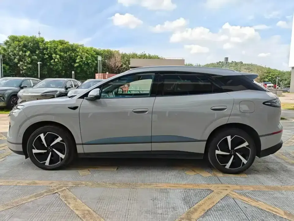 BYD Sealion 06