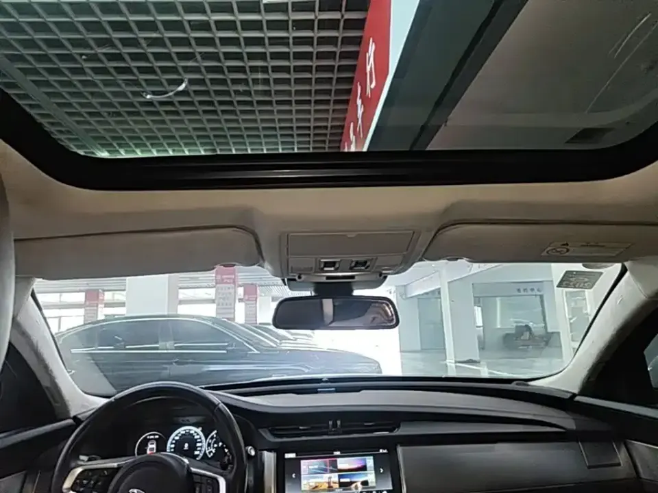 Jaguar XFL