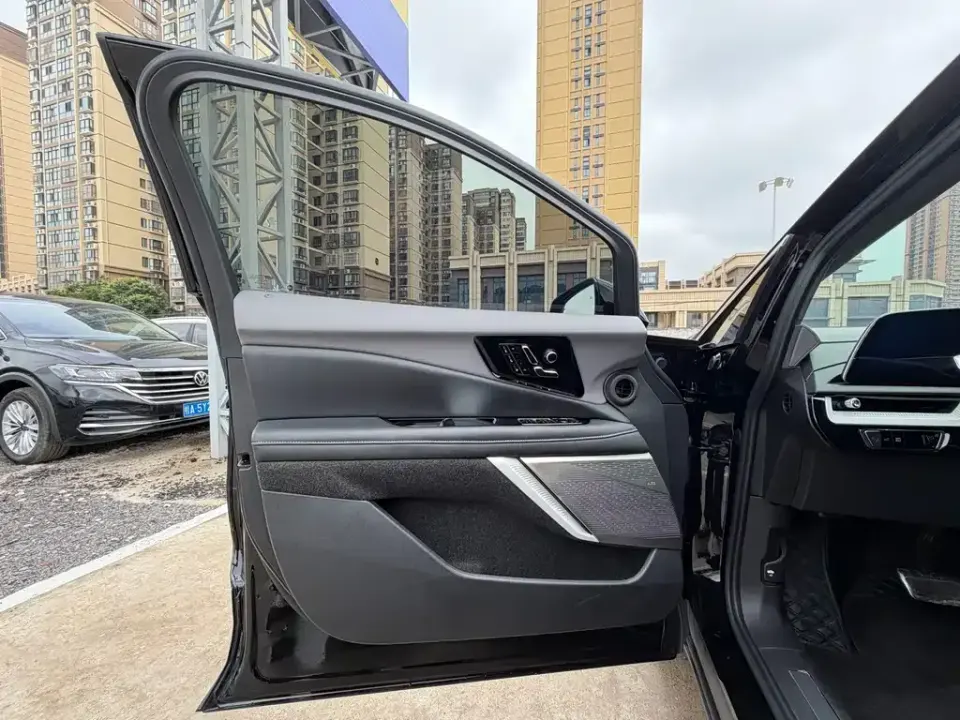Cadillac IQ
