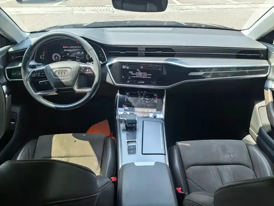 Audi A7L