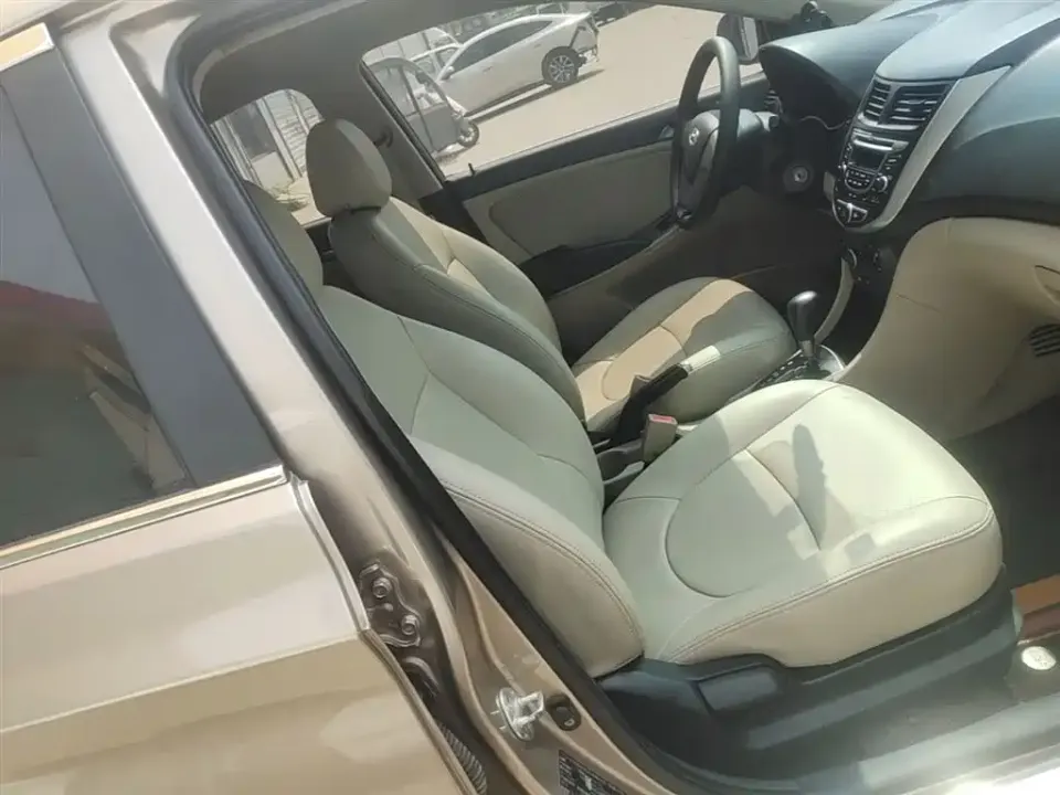 Hyundai Verna