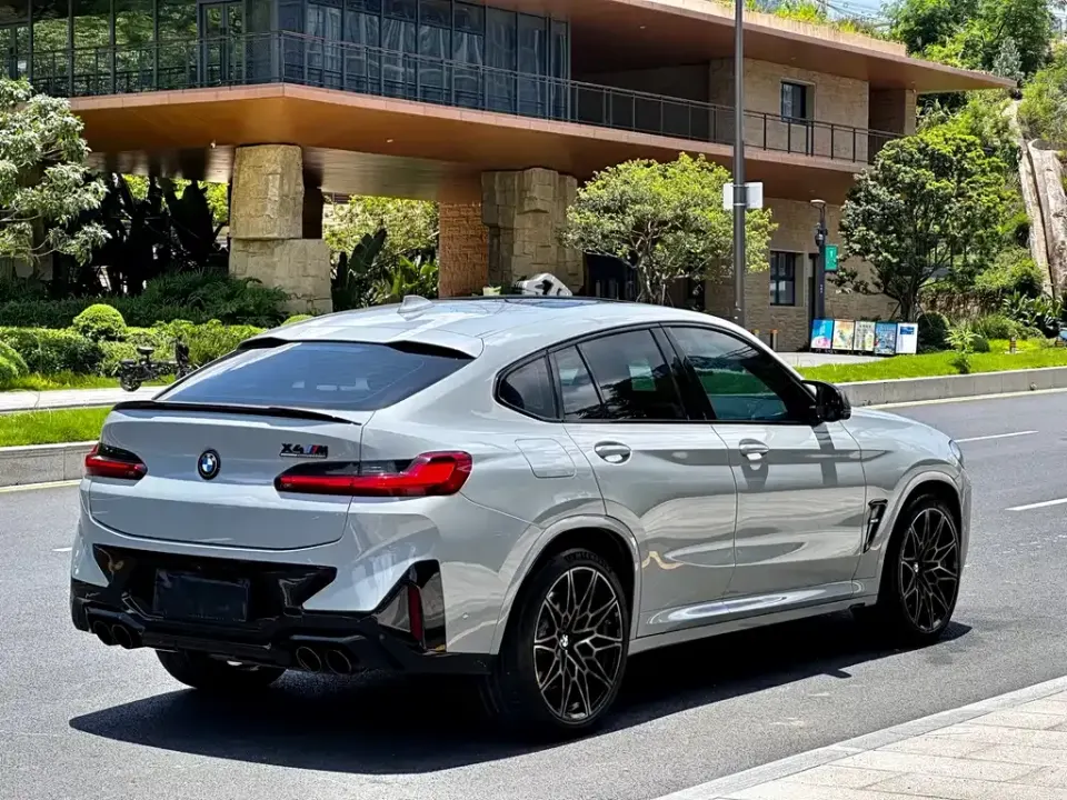 BMW X4 M