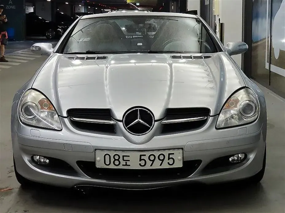 Mercedes-Benz SLK-Class