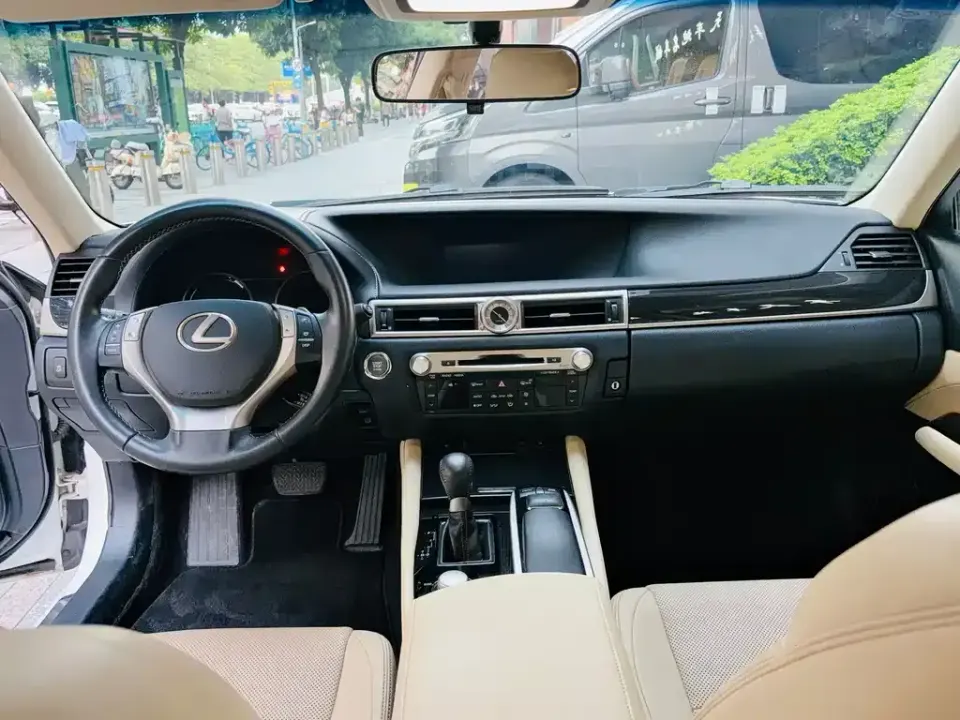 Lexus GS