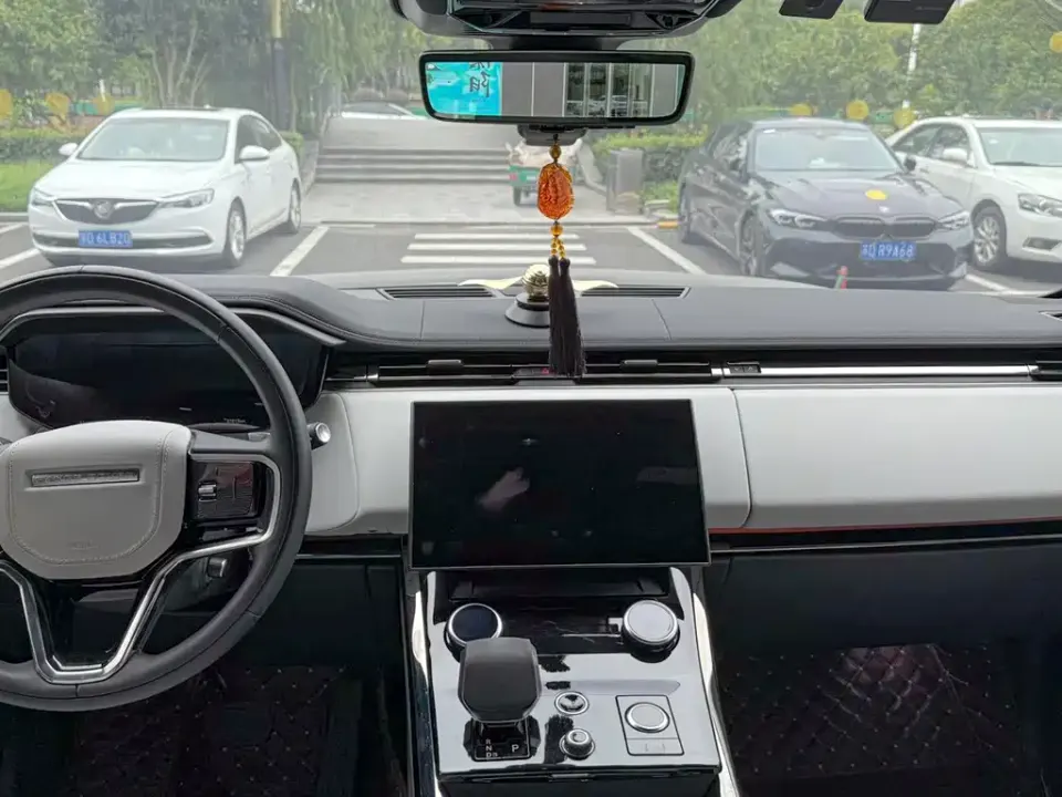 Land Rover Sport