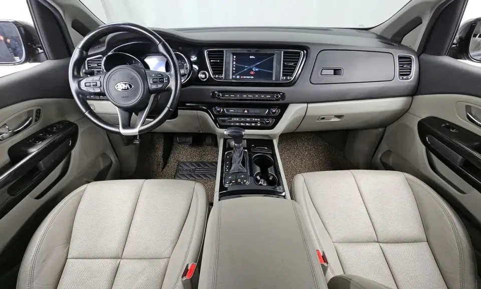 Kia Canival