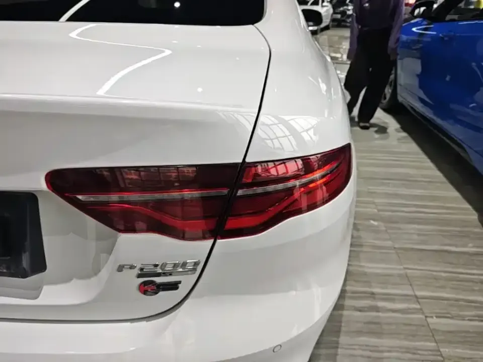 Jaguar XEL