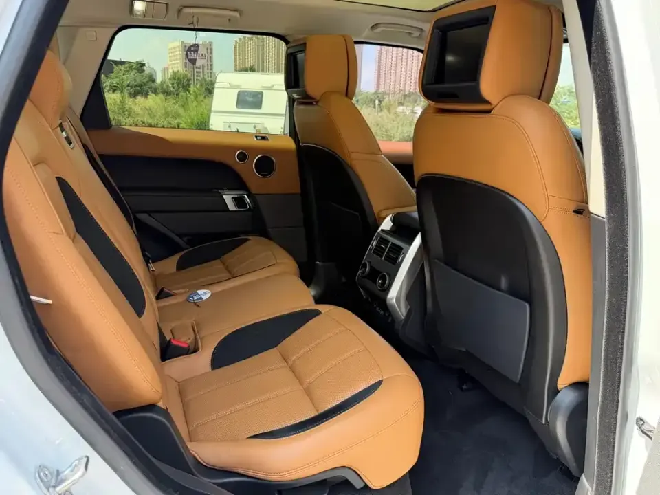 Land Rover Sport