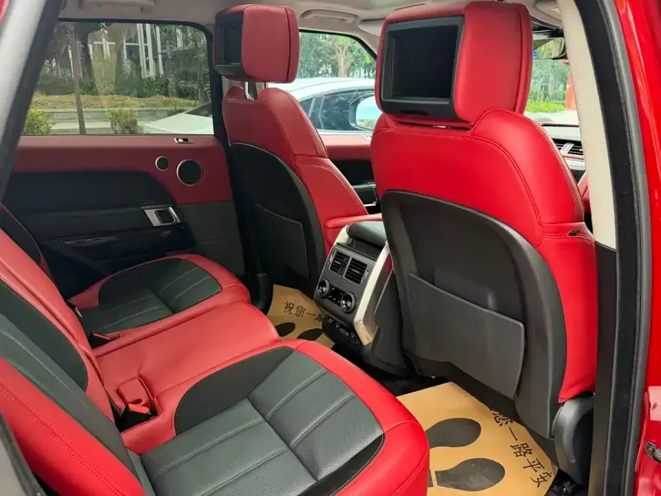 Land Rover Sport