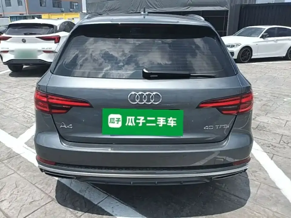 Audi A4 (Import)