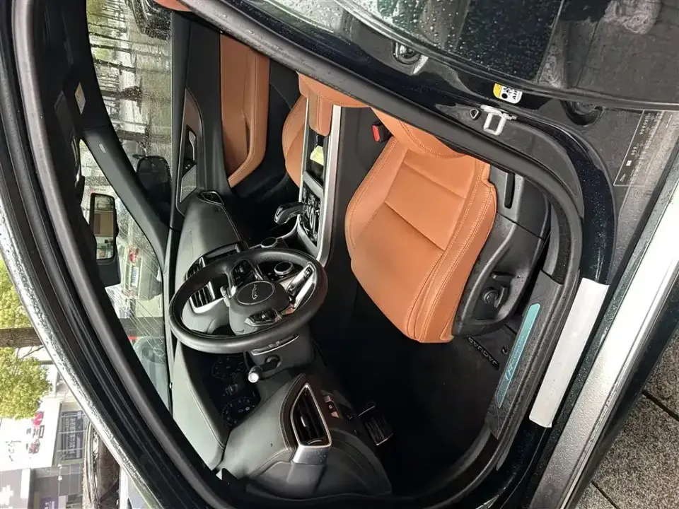 Jaguar XEL