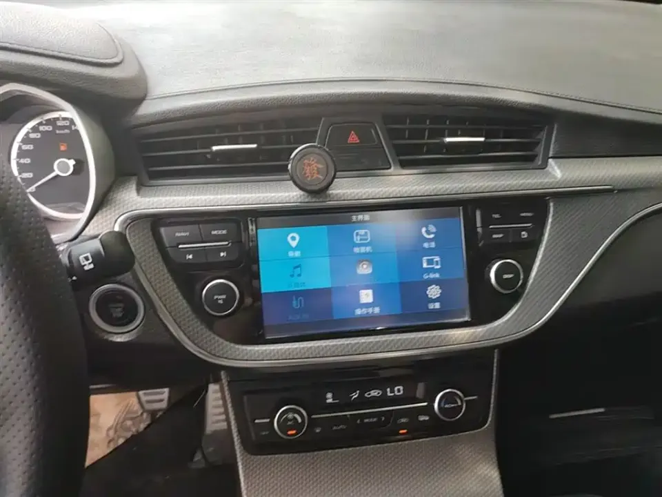 Geely Emgrand GS