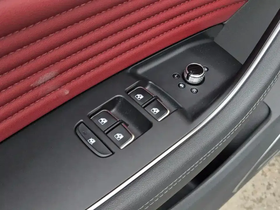 Hongqi Hongqi HS5