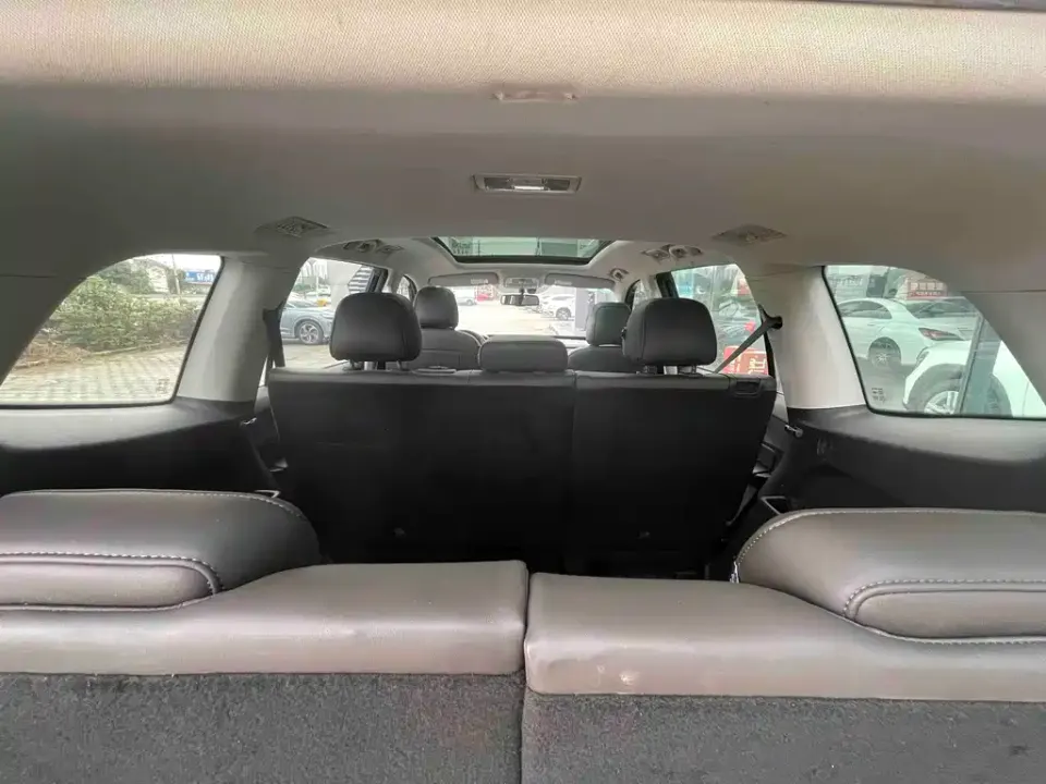 Roewe RX8