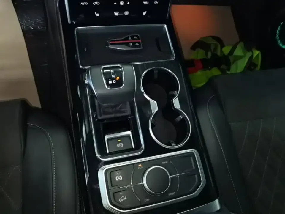 Hongqi Hongqi HS7