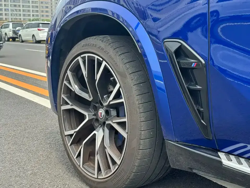 BMW X5 M