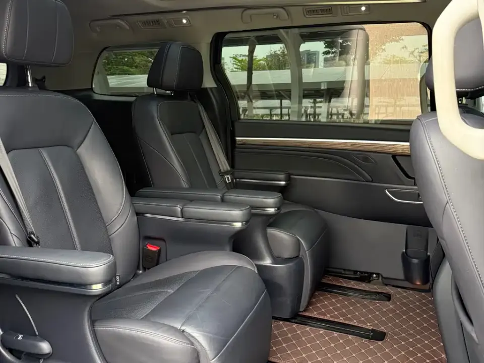 GAC Trumpchi M8