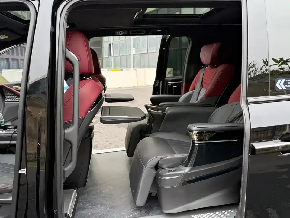 GAC Trumpchi M8